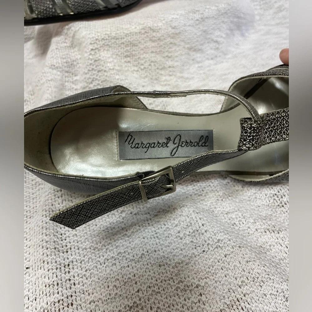 Margaret Jerrold silver, leather, tee strap, Mary Janes, New Size 9.5M - Picture 3 of 8